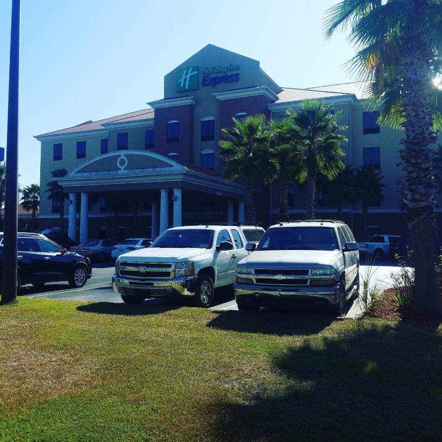 Holiday Inn Express Waycross Exterior foto
