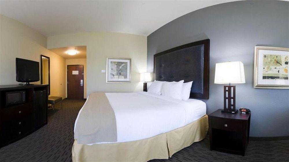 Holiday Inn Express Waycross Exterior foto