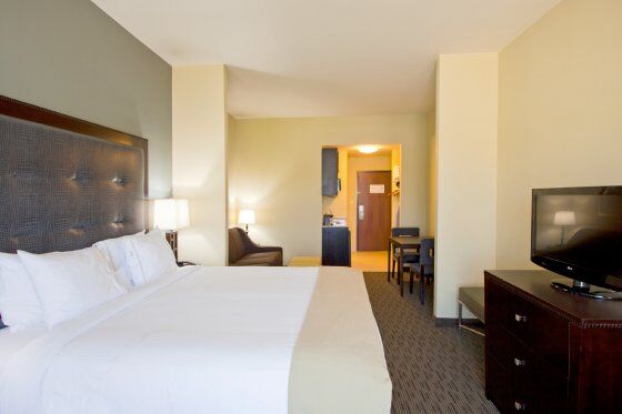 Holiday Inn Express Waycross Exterior foto